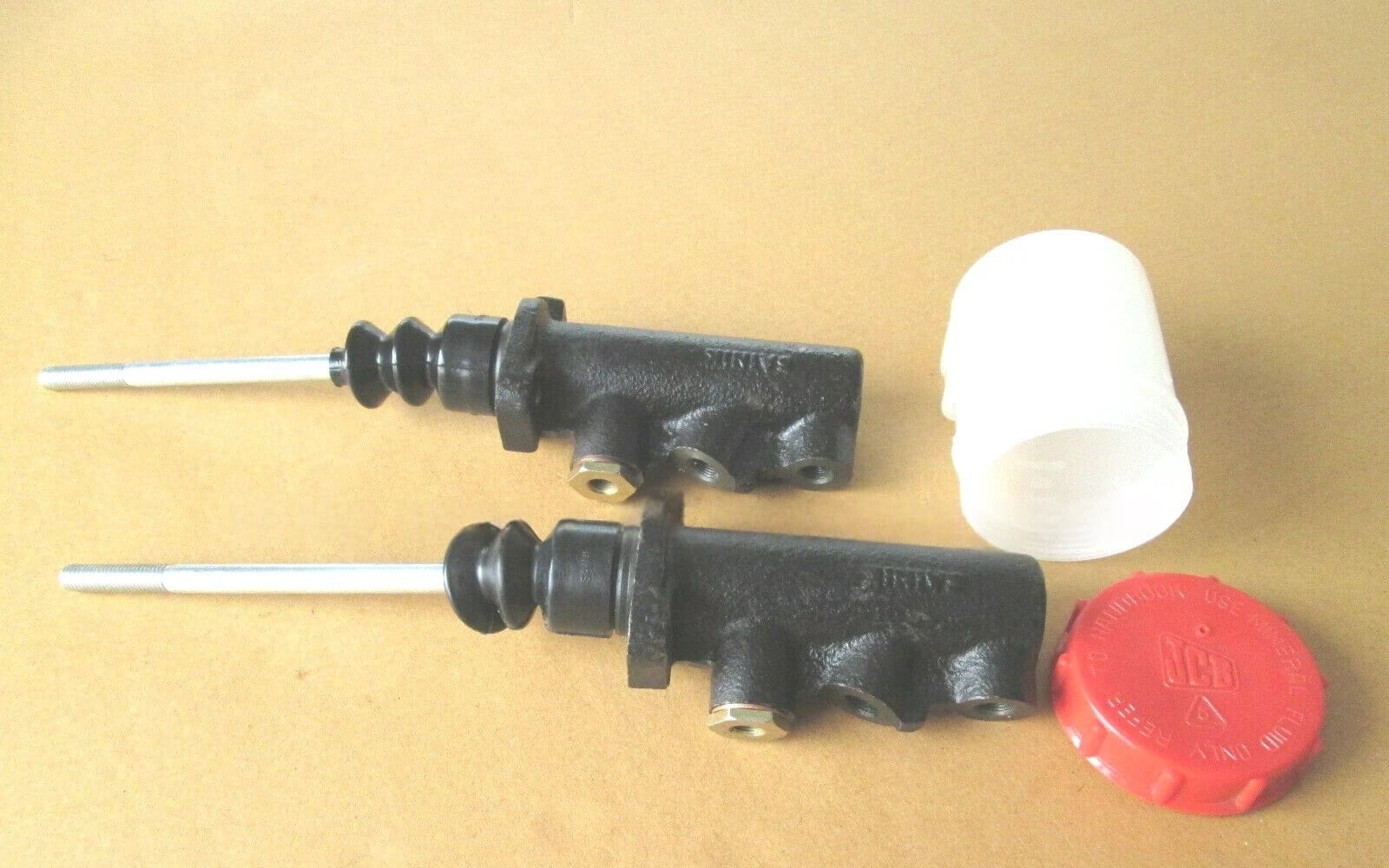 Jcb Brake Master Cylinder Set Of 2 Pc With Break Reservoir (15/920110 15/910800) spare part