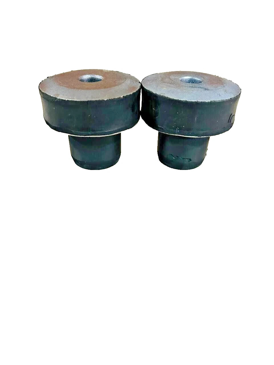 JCB BACKHOE-GENUINE RUBBER MOUNTING, 2 PCS. (PART NUMBER: 40/303517)