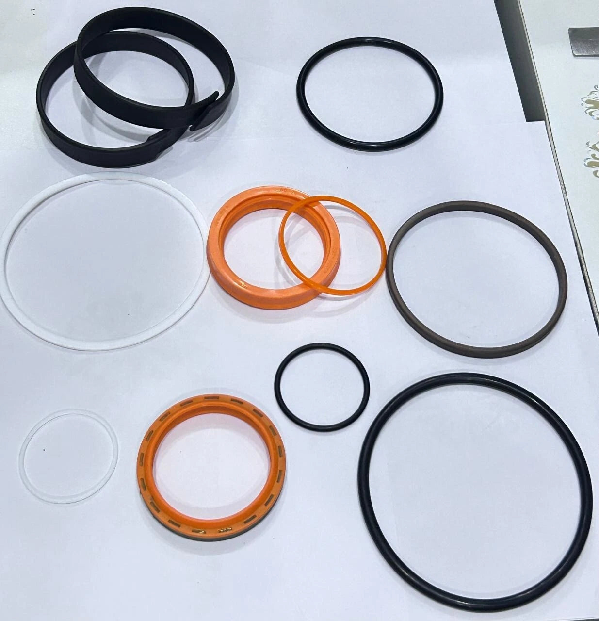 JCB Backhoe - SLEW RAM WIPRO RAMS SEAL KIT (PART NUMBER: 550/42261 550/41004) spare part