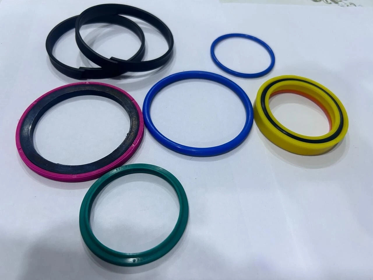 JCB BACKHOE - HYDRAULIC CYL SEAL KIT 50MM ROD X 80MM CYL (PART NO. 991/00102) spare part