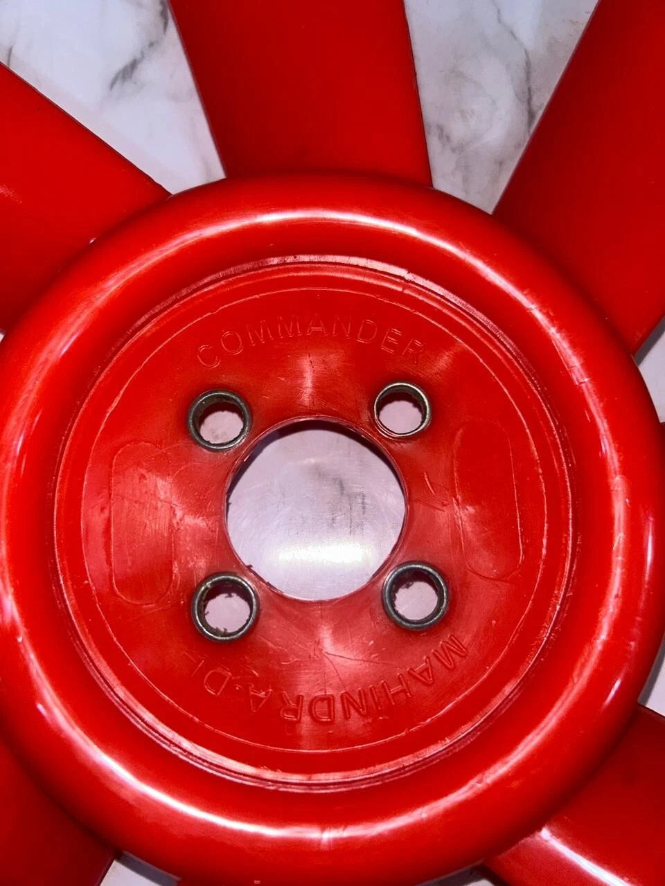 MAHINDRA/ COMMANDER TRACTOR - RADIATOR FAN ENGINE 8 BLADE 4 HOLE LENGTH 35 CM