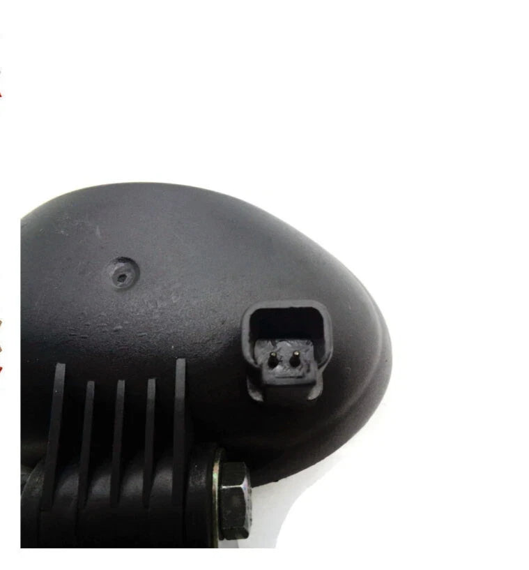 JCB BACKHOE - WORK LAMP OVAL 12V WITH BULB (PART NO. 700/G6320)