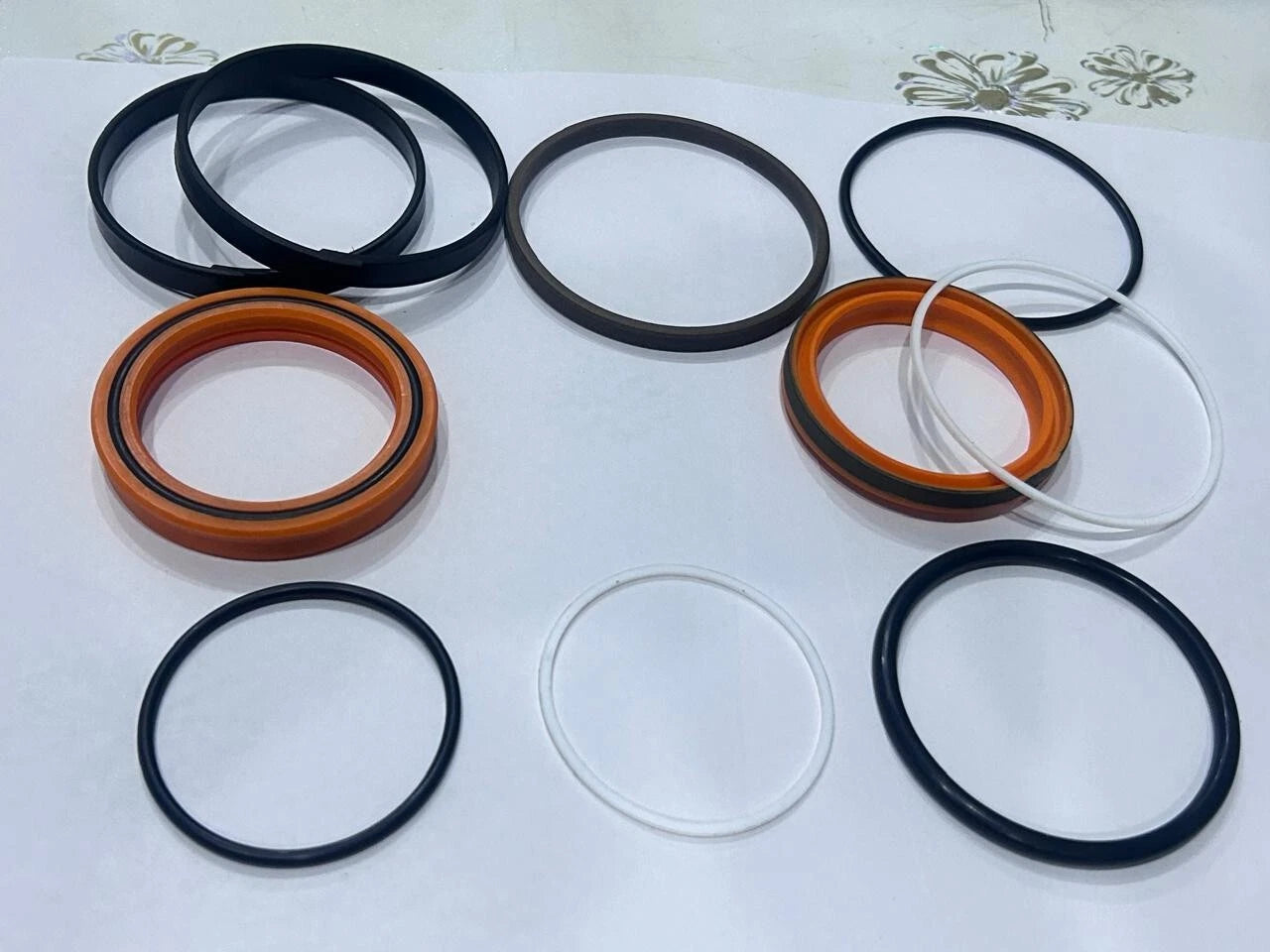 JCB BACKHOE - BUCKET CYLINDER / CROWD RAM SEAL KIT - WIPRO (PART NO. 332/Y8994) spare part