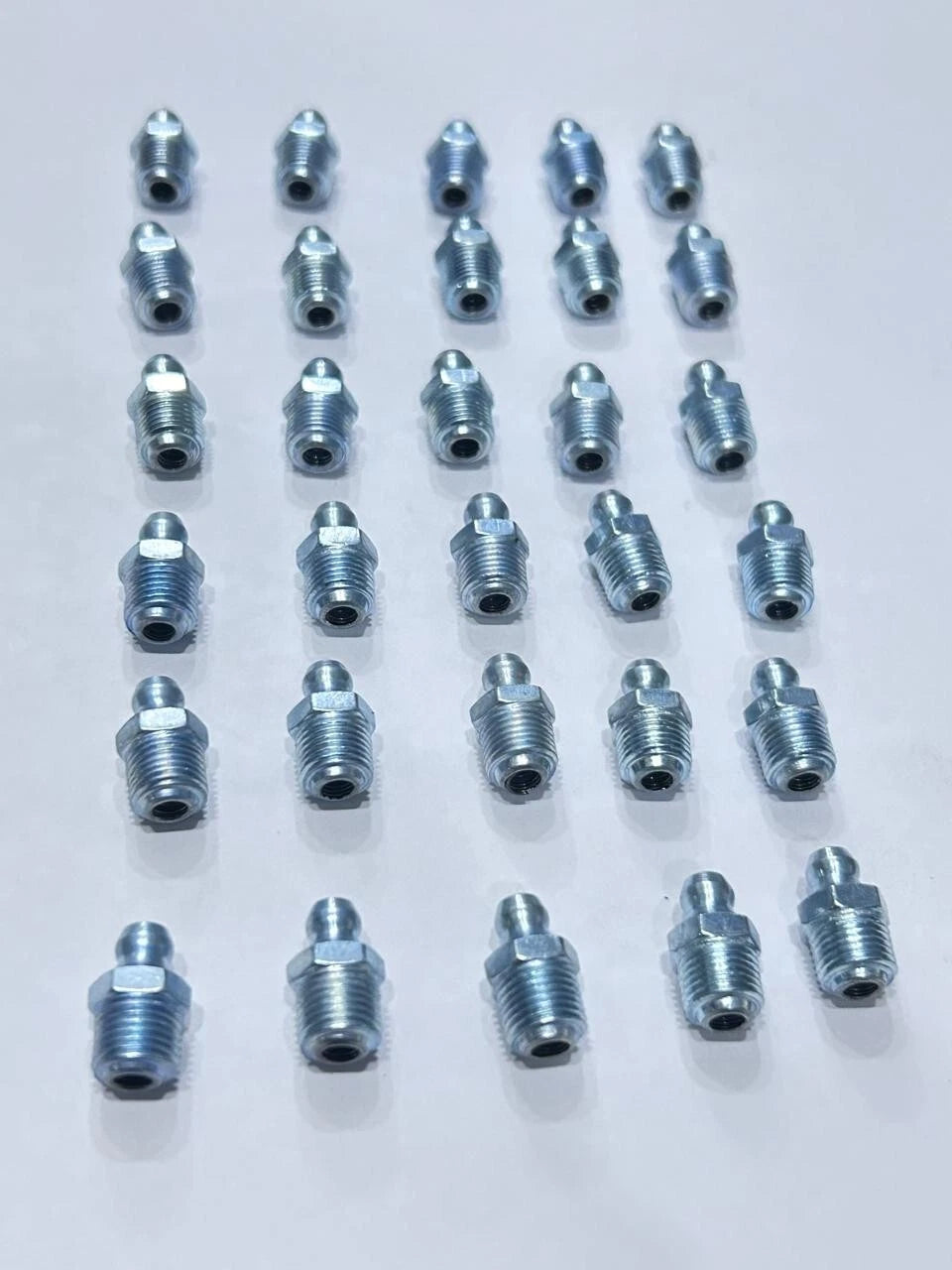 JCB BACKHOE - GREASE NIPPLES STRAIGHT 1/8" BSP,, PACK 30 PCS (1450/0001)