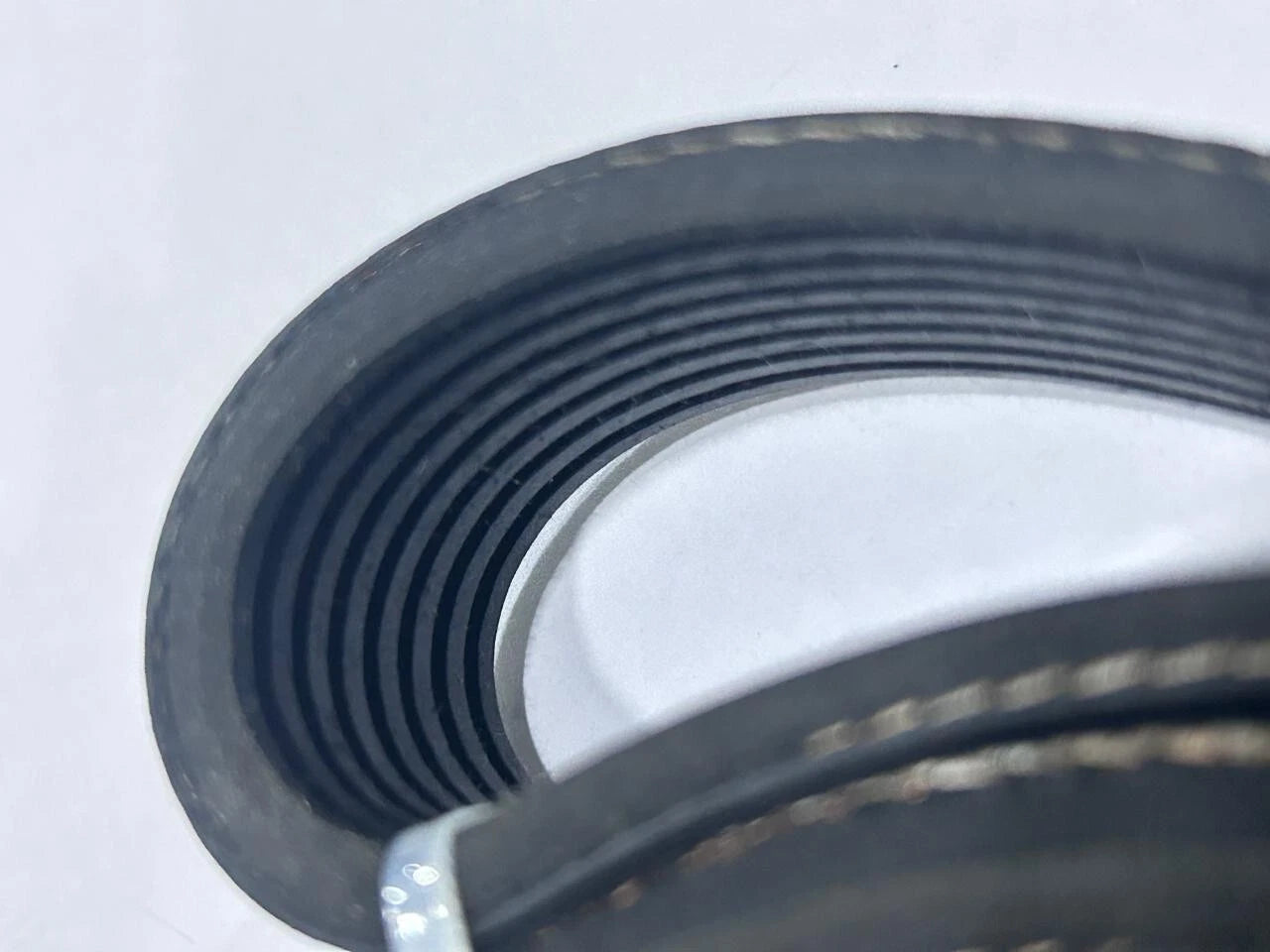 JCB BACKHOE- BELT DRIVE 8PK L = 1855 (PART NO. 320/08599 320/08765)