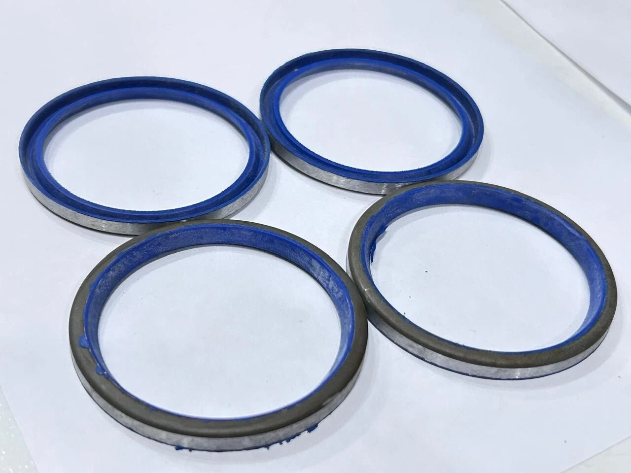 JCB PARTS - GREASE SEAL, ASSORTED MACHINES, 4 PCS. (PART NO. 813/00427)