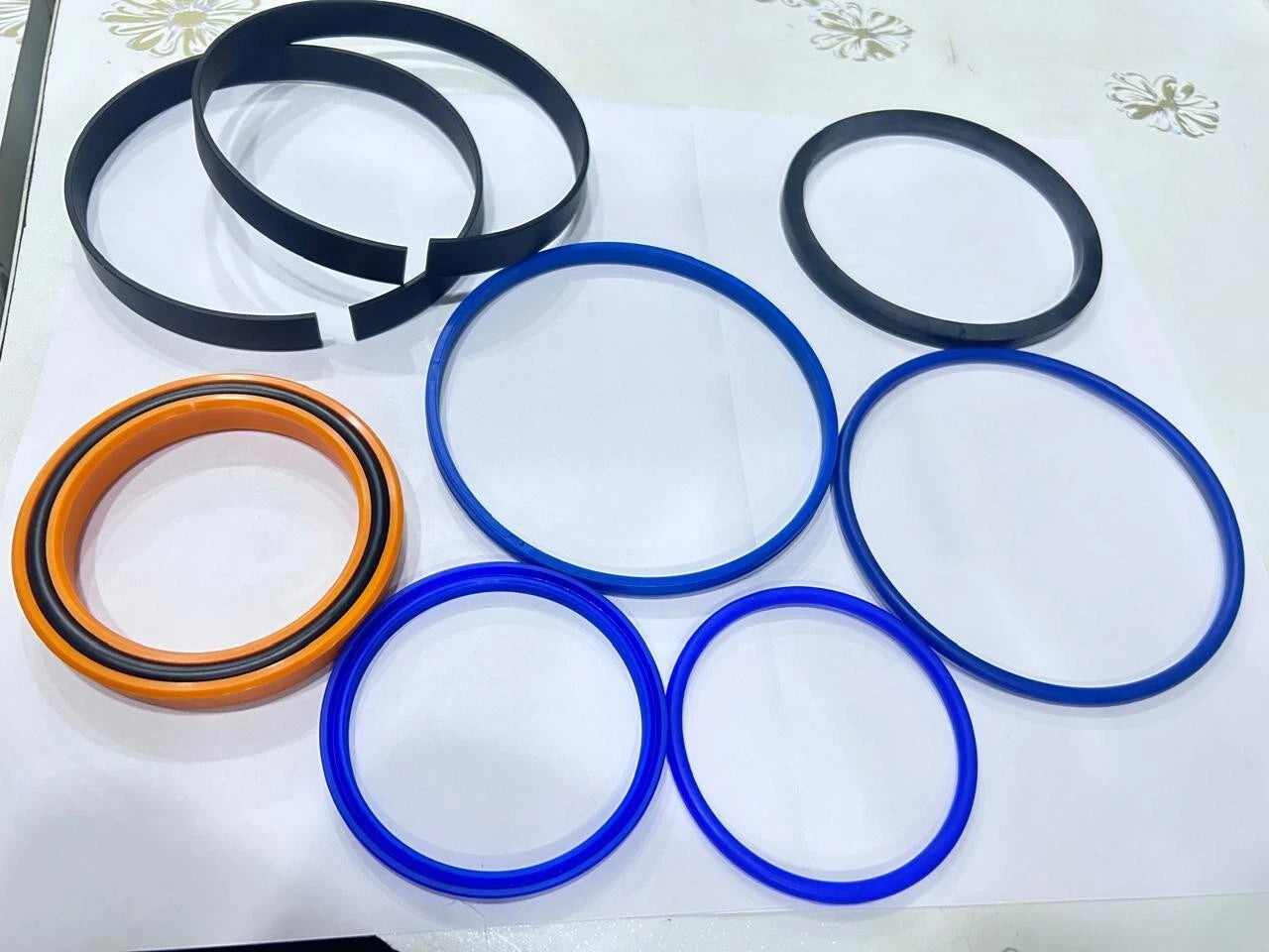 JCB Backhoe - HYDRAULIC CYL SEAL KIT 75MM ROD X 130MM CYL (PART NO. 991/00121) spare part