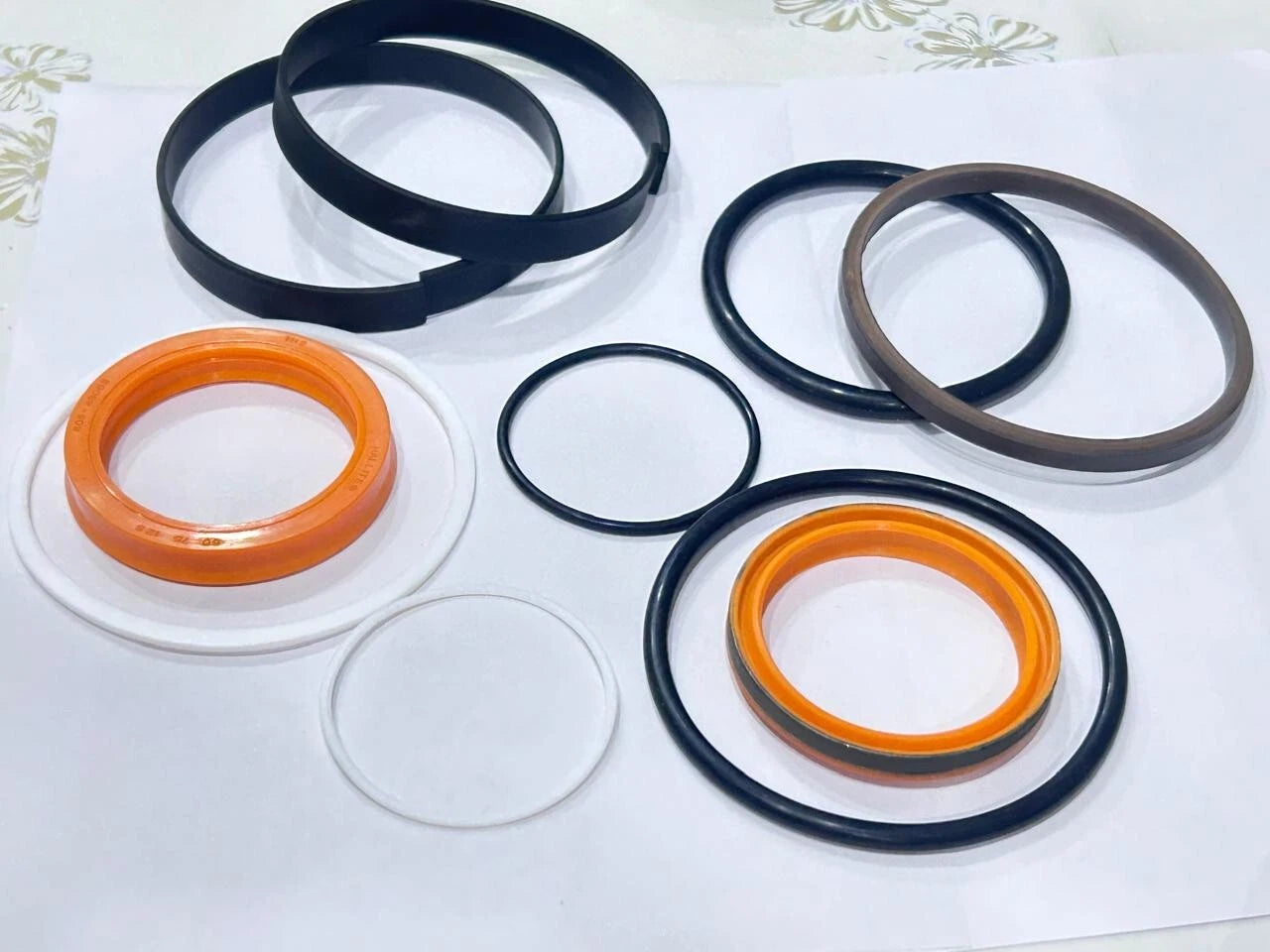 JCB PARTS - JCB BOOM RAM SEAL KIT - WIPRO (PART NUMBER: 333/Y6024) spare part