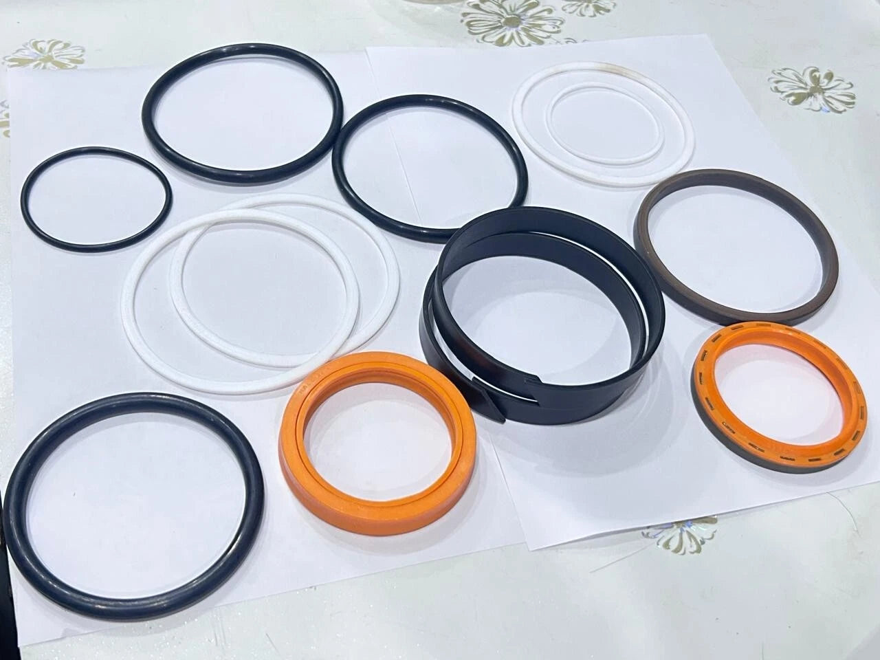 JCB BACKHOE - Kit Spare Seal Dipper Ram Wipro (Part No. 333/Y6023) spare part