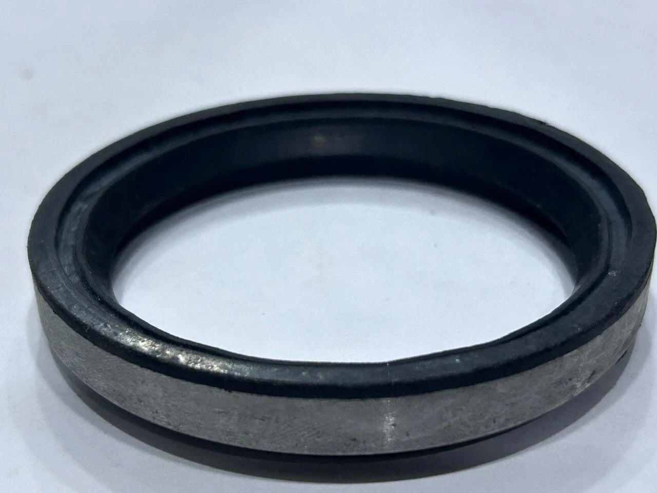 JCB Backhoe - OIL SEAL FRONT AXLE (PART NO. 904/06200)