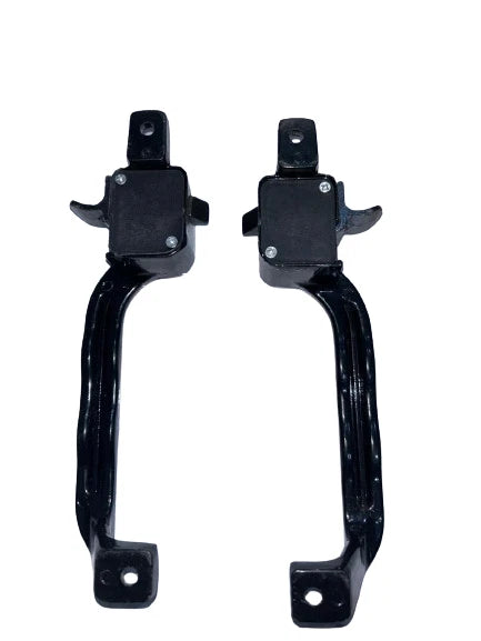 JCB BACKHOE - LH & RH LATCH HANDLE REAR WINDOW (PART NO. 331/28233 331/28235