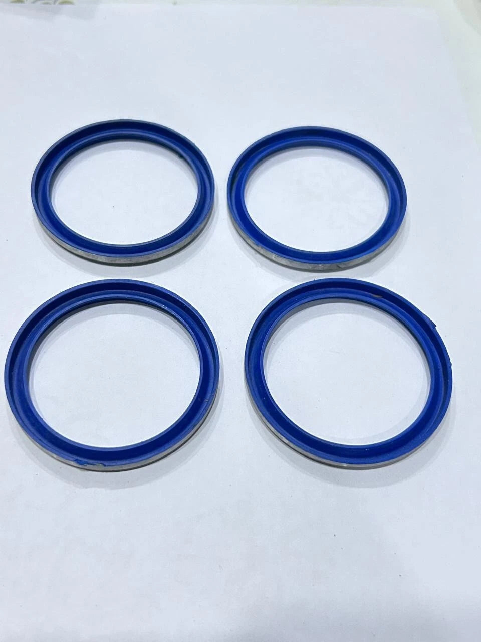 JCB BACKHOE - FRONT AXLE GREASE SEAL, SET OF 4 PCS. (PART NO. 904/06500)