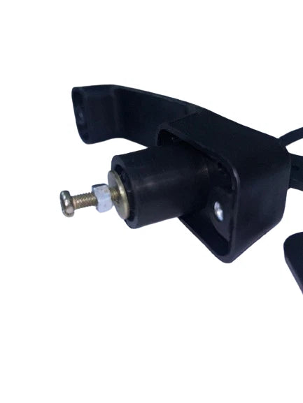 JCB BACKHOE - DOOR HANDLE WITH 2 KEYS (PART NUMBER 123/06547 701/45501)